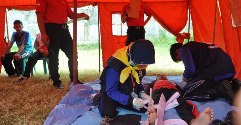 UKM KSR Stikes Gelar Red Cross Competition 2