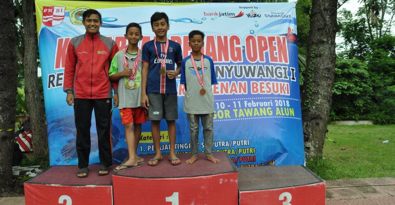 Stikes Banyuwangi Gelar Kejuaraan Renang Open Rektor Cup 1