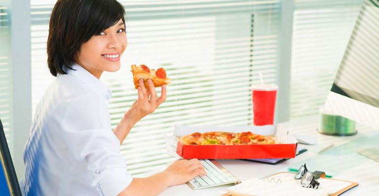 Makan Sehat di Tempat Kerja