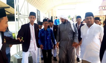 Syekh Ali Jaber Beri Pengajian Akbar di GBK Stikes