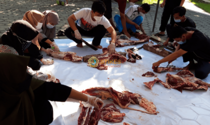 Idul Adha 1442H, Stikes Bagikan 1000 Lebih Paket Daging Kurban